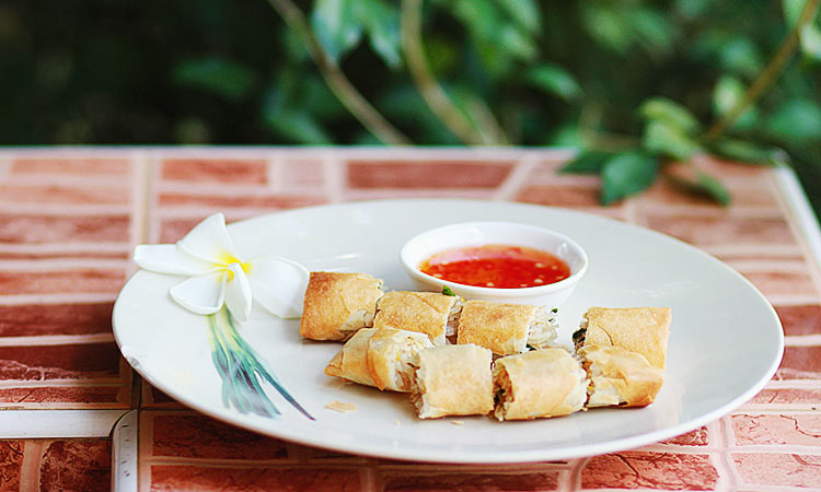 Пошаговый рецепт тайских блинчиков Spring Rolls с фото.